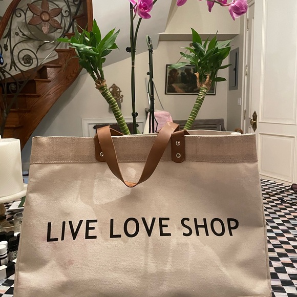 Reserved - Picture 1 of 1